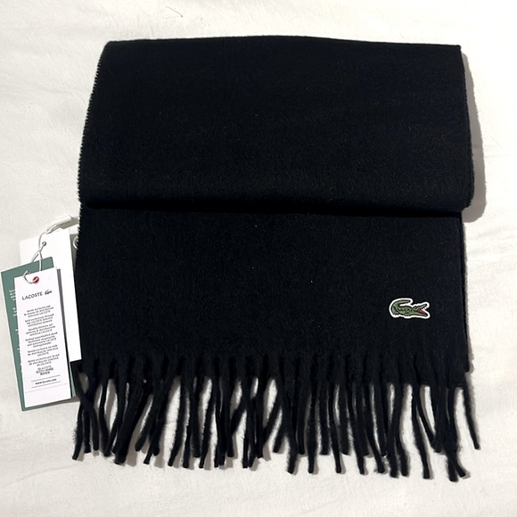 Lacoste Winter Scarf 🎁 - Picture 11 of 12